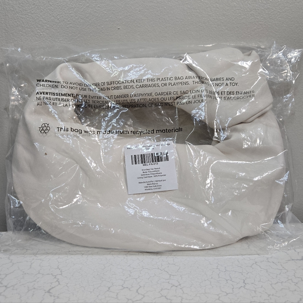 🌿 Melie Bianco Cream Knot Croissant Hand/Wrist/Clutch ~ NWT - Picture 10 of 12